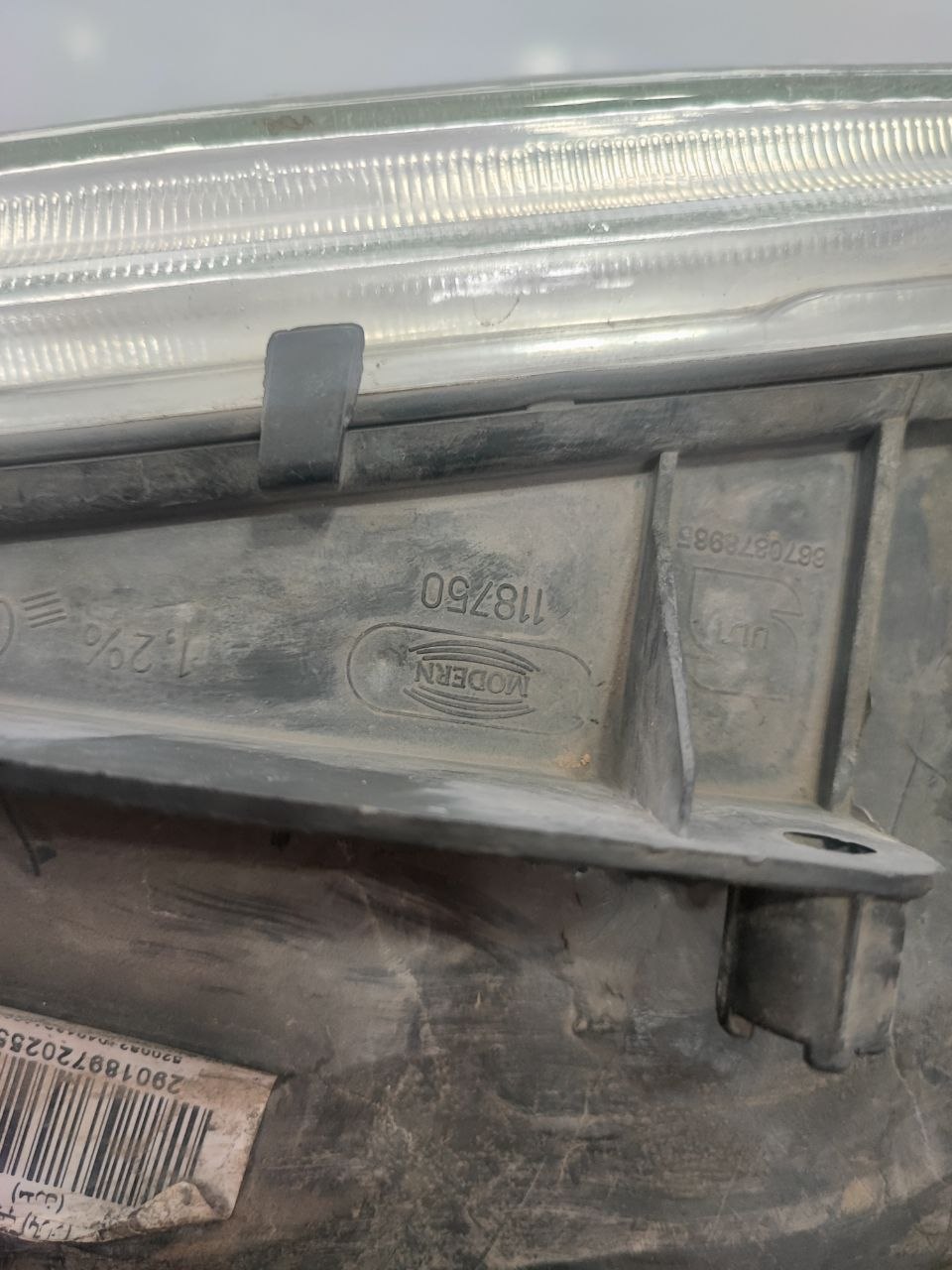 چراغ جلو 405 چپ مدرن(استوک)
