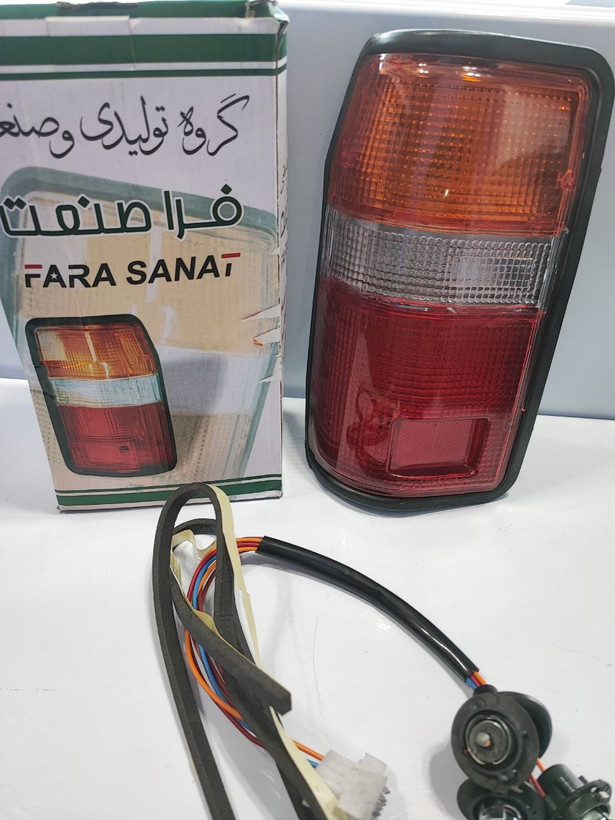 چراغ خطر نیسان وانت چپ